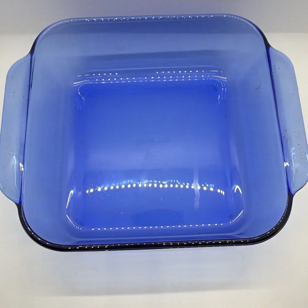 Pyrex 222 2 Qt Blue Square Glass Casserole Baking Dish w/ Handles 8x8